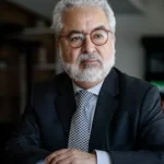 Tensión política en Santiago: Hassler vs. Desbordes